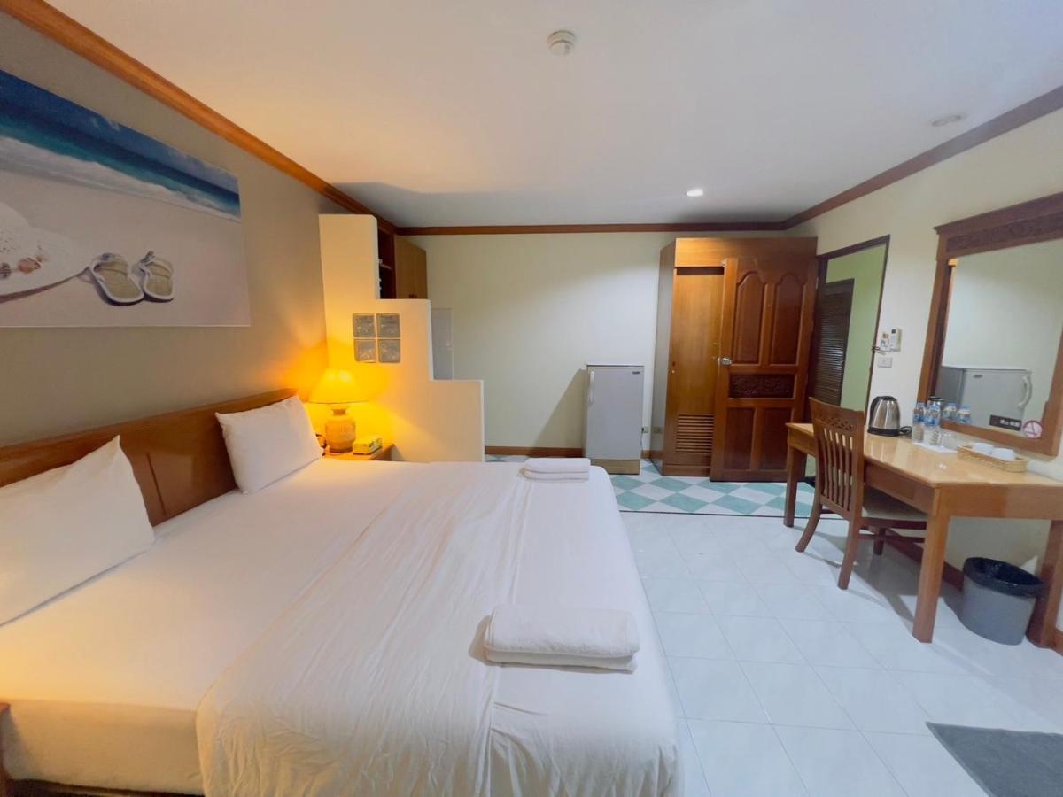 Royal Vista 호텔 Patong 외부 사진