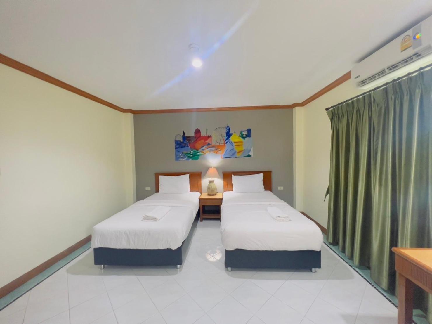 Royal Vista 호텔 Patong 외부 사진