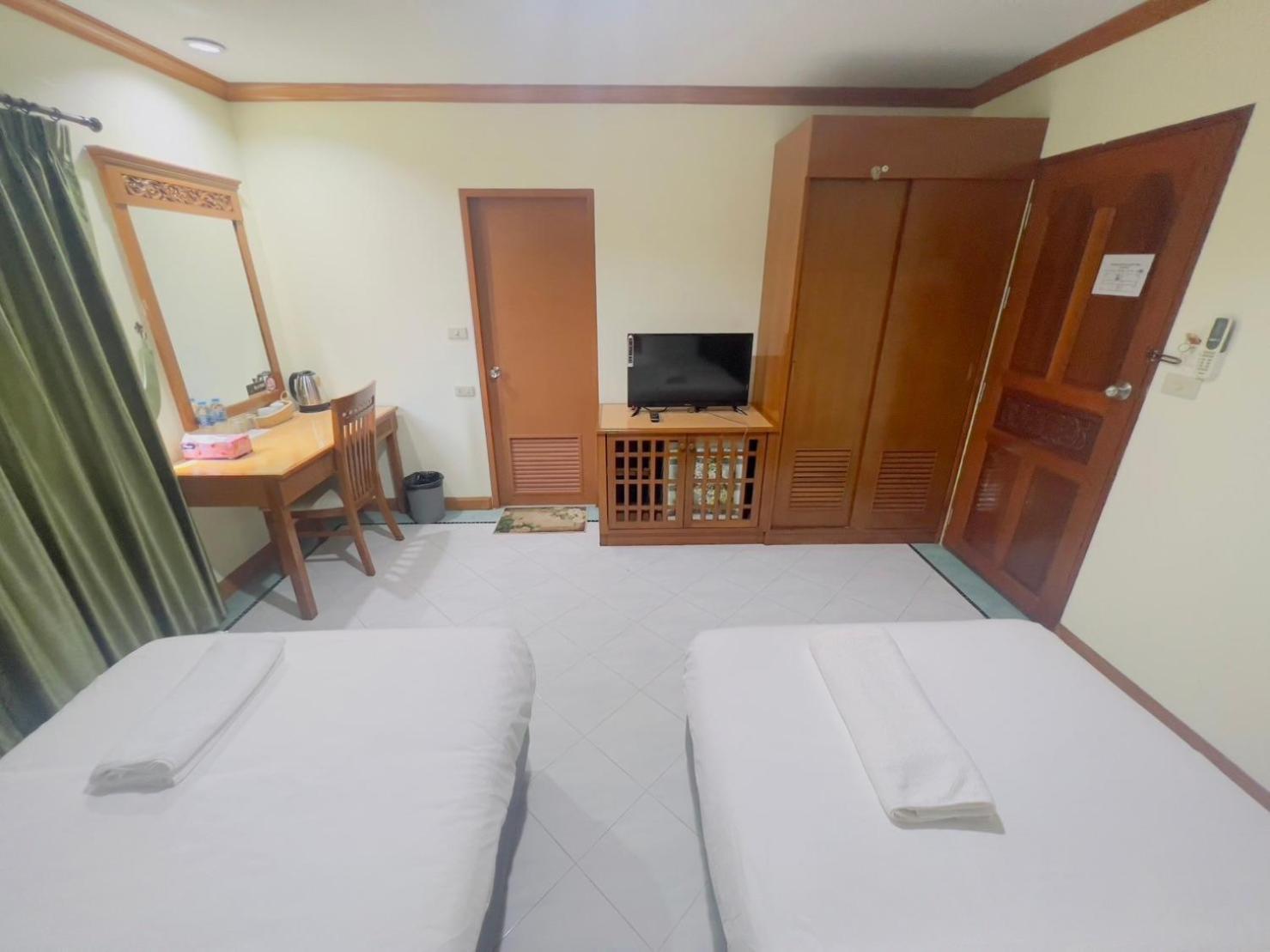 Royal Vista 호텔 Patong 외부 사진