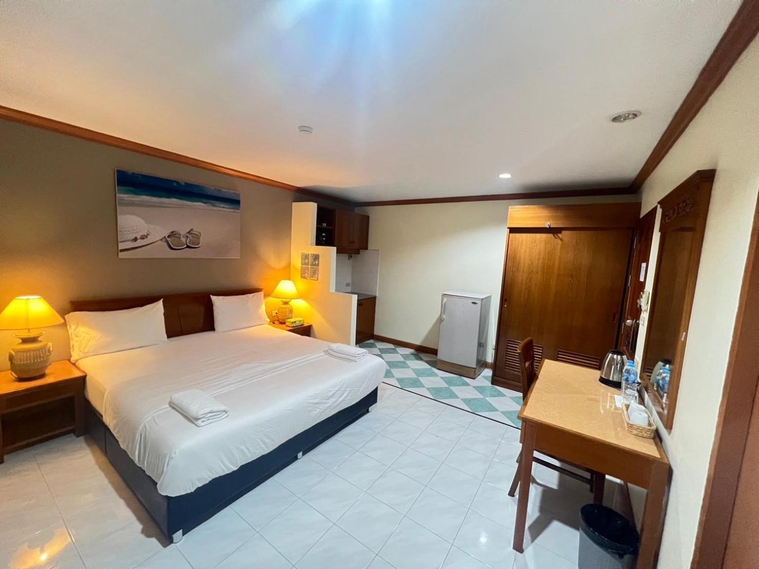 Royal Vista 호텔 Patong 외부 사진